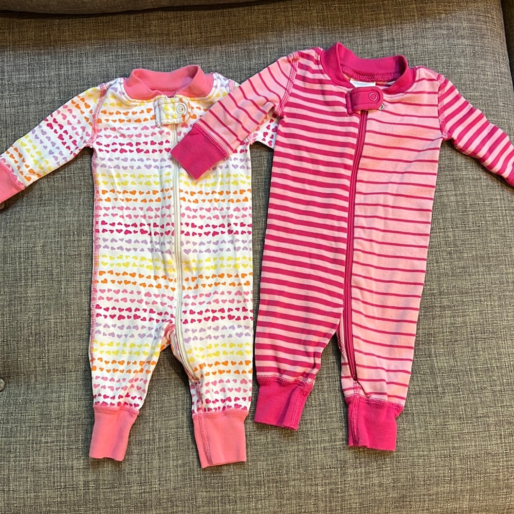 Hanna Andersson pajamas - newborn